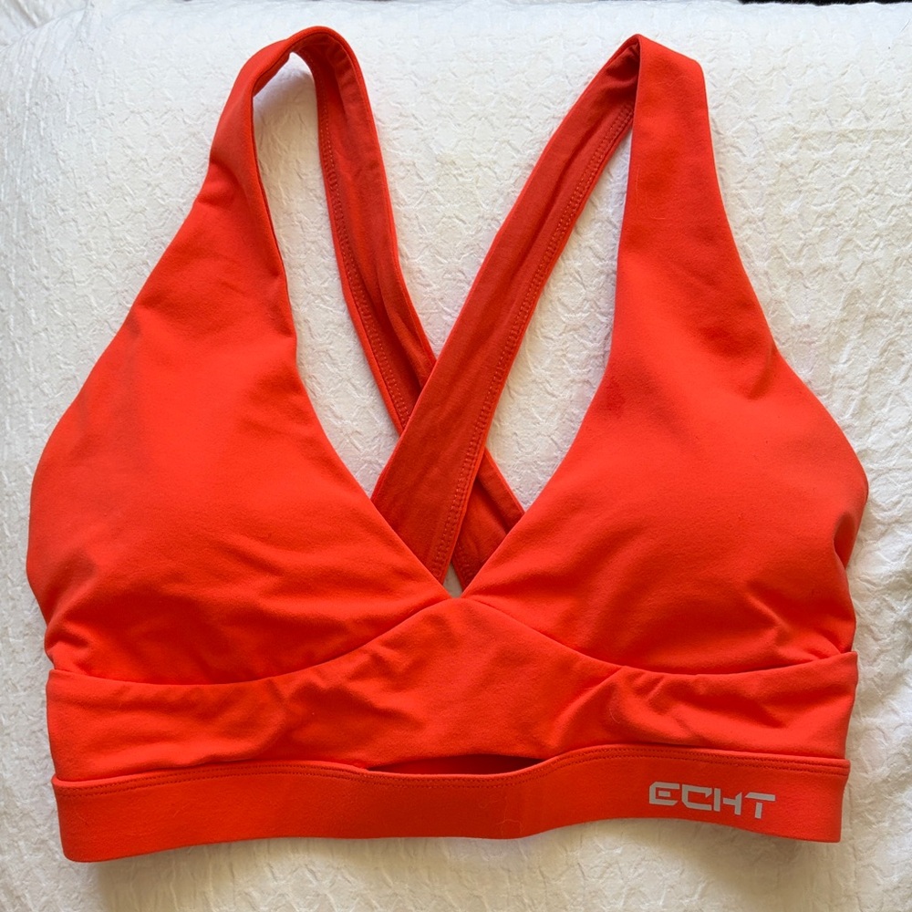ECHT Vibrant Orange Cross-Back Sports Bra